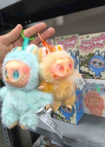 Pastel Renkli Sevimli Peluş Oyuncaklar