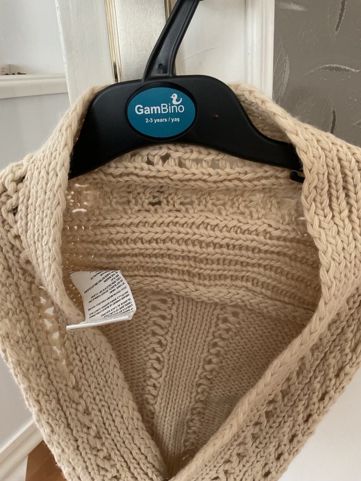 Bej Örgü  Kolsuz Hırka - Görsel 3