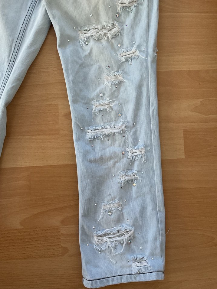 Beyaz Payet Detaylı Kadın Kot Pantolon - Görsel 2