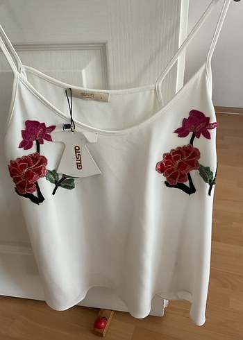 İşlemeli Beyaz bluz - Görsel 4