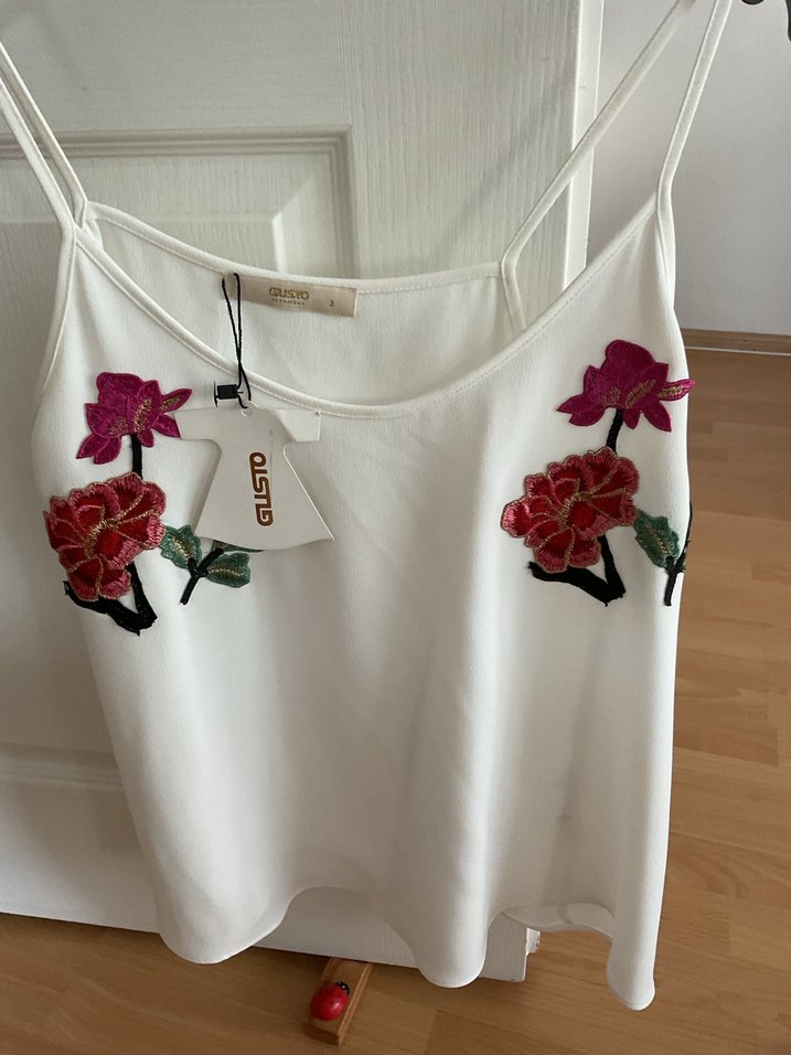 İşlemeli Beyaz bluz - Görsel 4