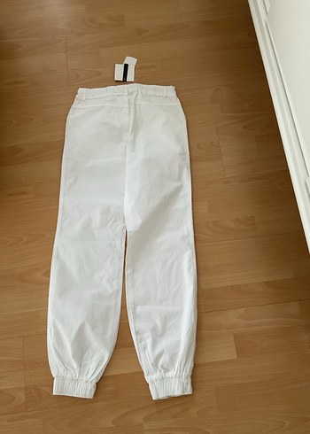 Beyaz Pamuklu Salaş Pantolon - Görsel 3