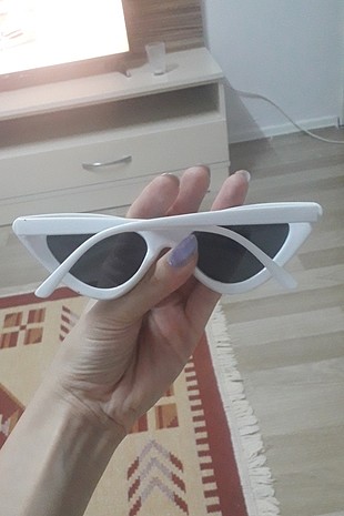 Pull and Bear cat eyes güneş gözlüğü 