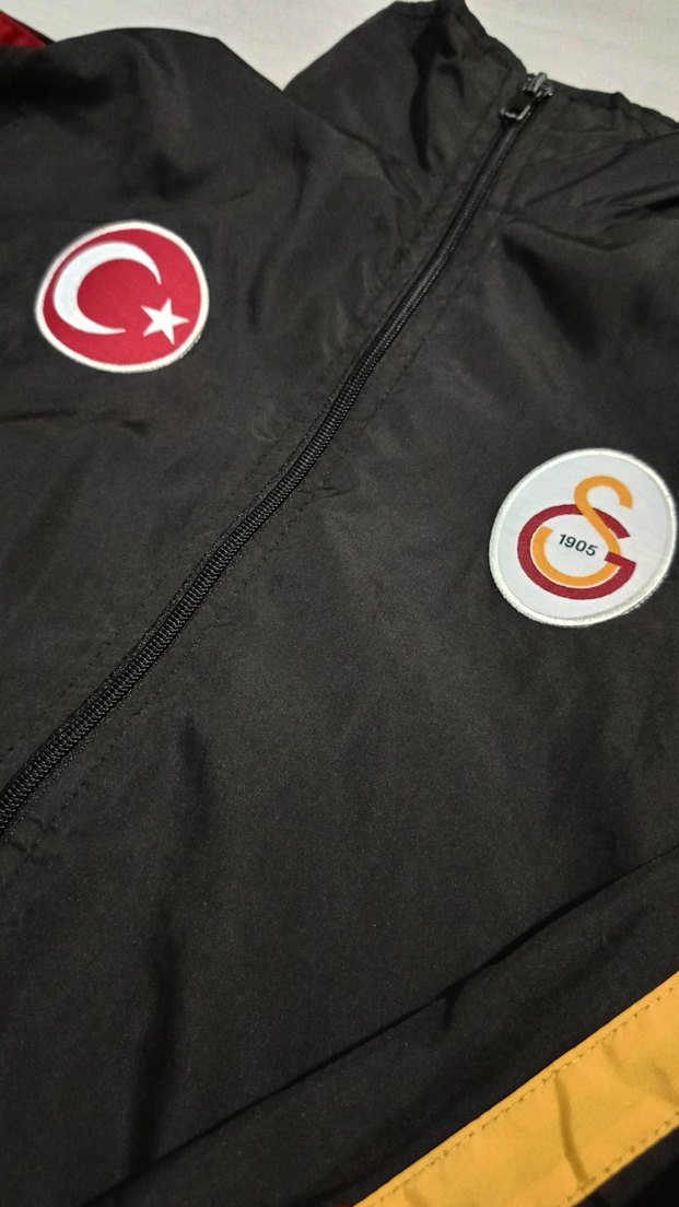 Galatasaray Futbol Okulları Çocuk Yağmurluk - Görsel 4