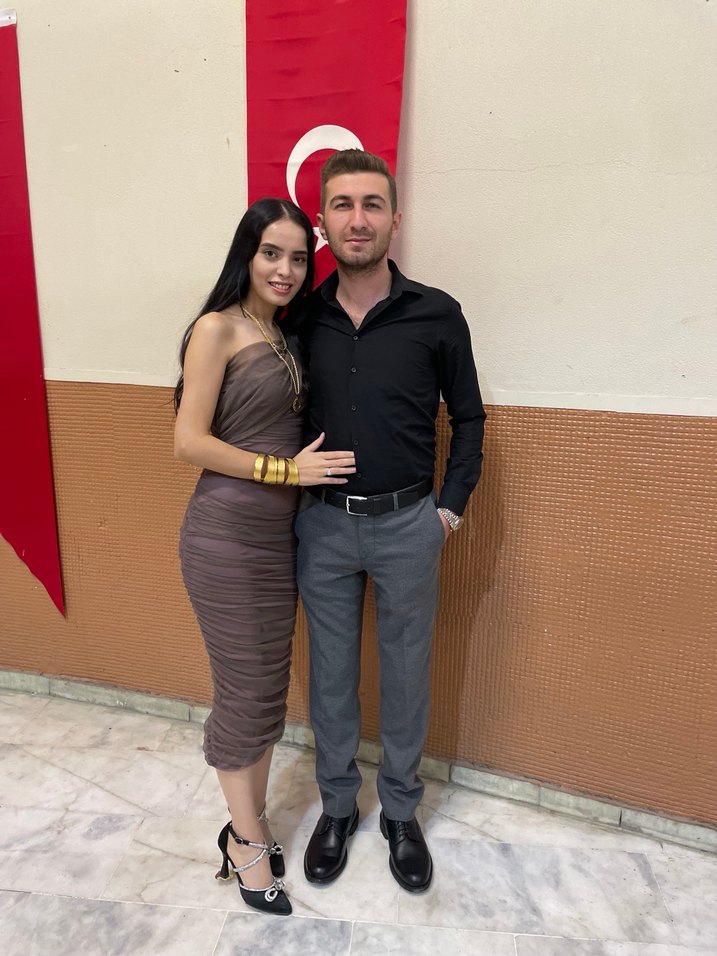 Drapeli Uzun Bej Kadın Elbise - Görsel 3