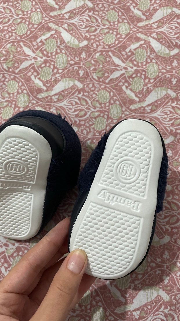 Erkek Çocuk Lacivert Kürklü Sıcak ev botu - Görsel 3