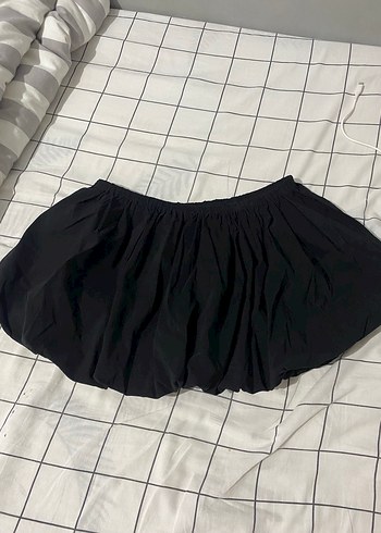 Siyah Piliseli Midi Mini Etek