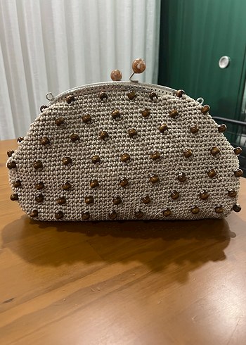 Boncuk İşlemeli Bej Örgü Kadın Portföy Çanta