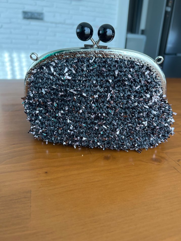 Boncuk İşlemeli Gri Örgü Kadın Portföy Çanta - Görsel 2