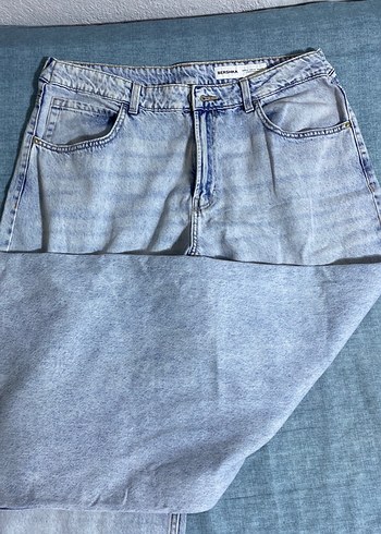 44 Beden mavi Renk bershka bol paça jean