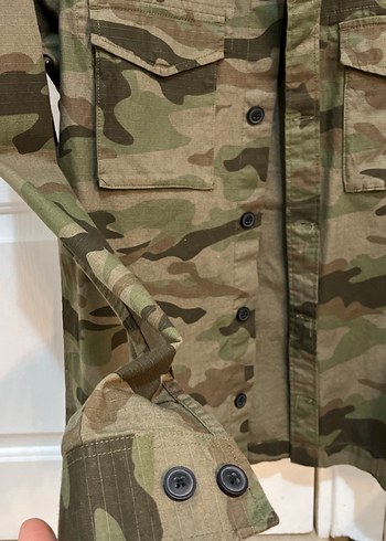 Düğmeli Kamuflaj Kadın Ceket - Görsel 3