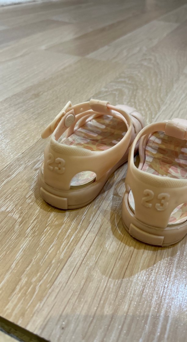 Bej Bağcıklı Kız Çocuk Sandalet - Görsel 3