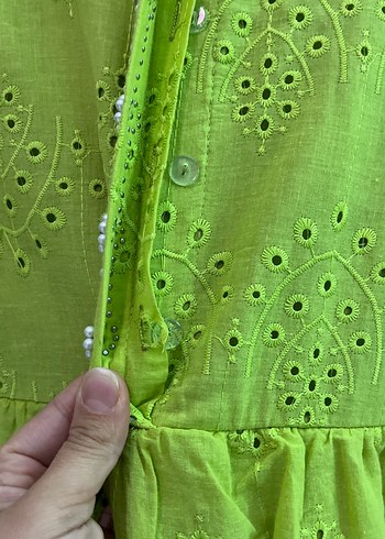 Düğmeli Nakışlı Yeşil Kısa Tunik - Görsel 6