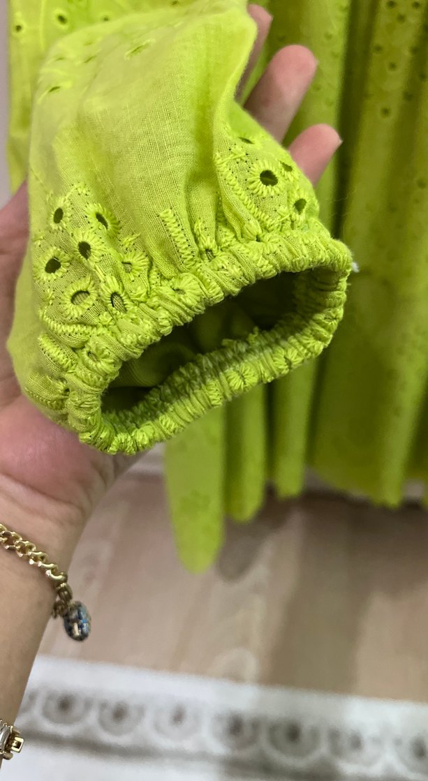 Düğmeli Nakışlı Yeşil Kısa Tunik - Görsel 3