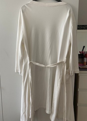 Uzun Kollu Beyaz Midi Kadın Sabahlık - Görsel 2