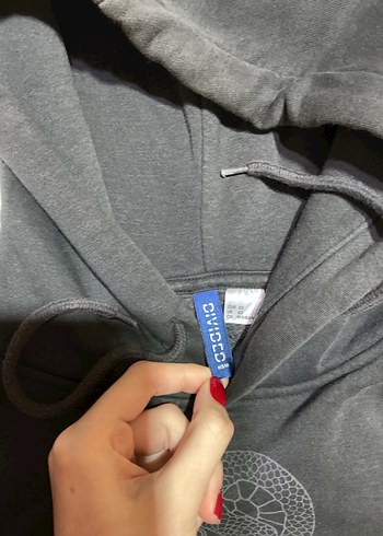 Siyah Kapüşonlu Punk Tarzı Sweatshirt - Görsel 2