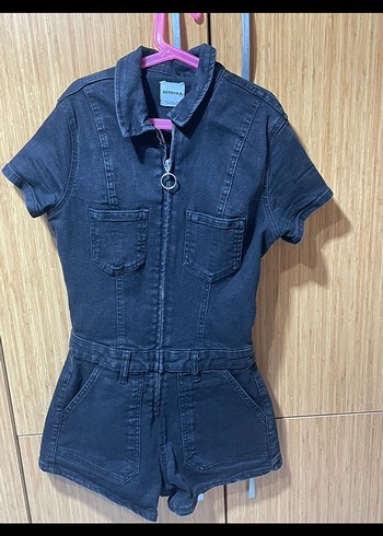 Siyah Denim Kısa Tulum, Fermuarlı, Yaka Detaylı - Görsel 2