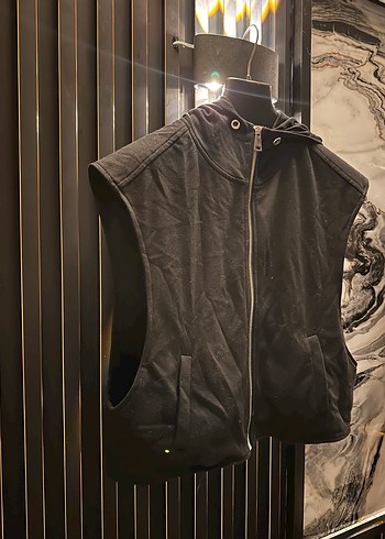 Fermuarlı Siyah kapüşonlu Kadın Yelek - Görsel 3