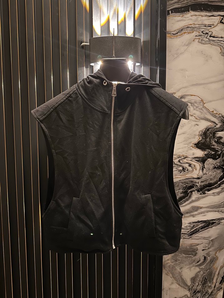 Fermuarlı Siyah kapüşonlu Kadın Yelek - Görsel 2