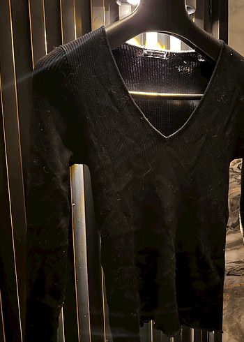 V Yaka Siyah kalın Triko Kazak - Görsel 3