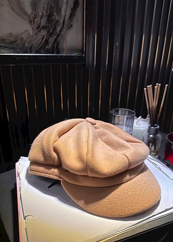 Bej Süet Düğmeli Kadın Şapka - Görsel 2