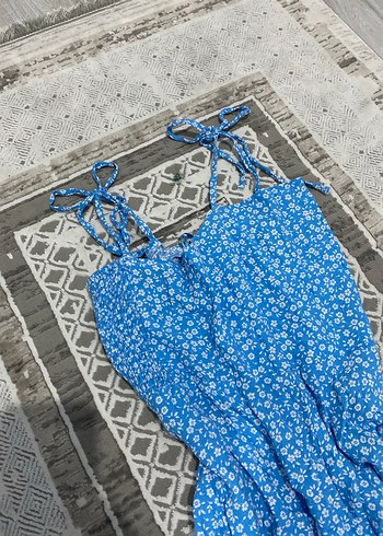 36 Beden Mavi Çiçek Desenli Askılı Midi Elbise