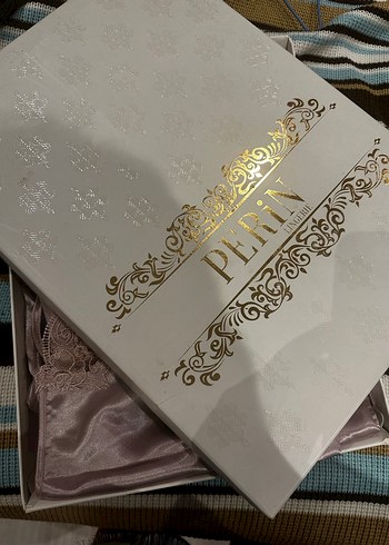 Gülkurusu Parlak Baskılı Bohem saten Kadın gecelik seti