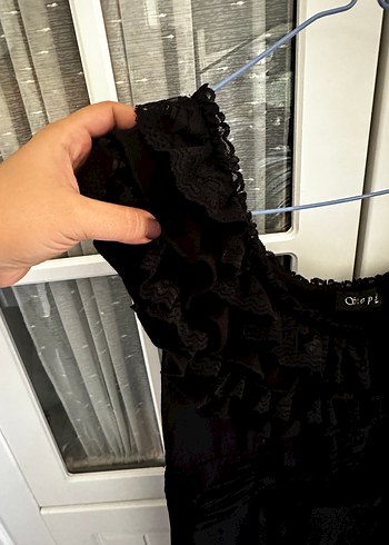 Siyah Straplez Fırfırlı Gotik Midi Elbise