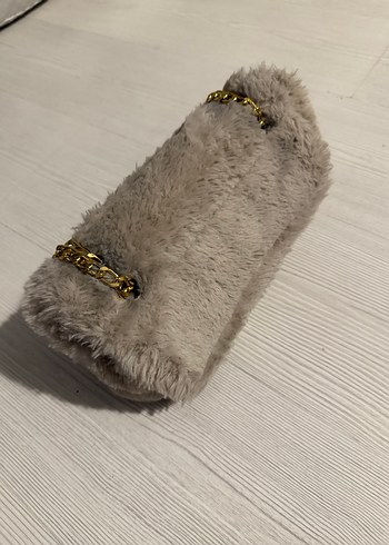 Beden Gri Suni Kürklü Zincir Askılı Kadın Çanta