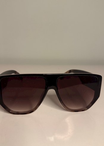 Stradivarius Modern Siyah Oversize Gunes Gozlugu