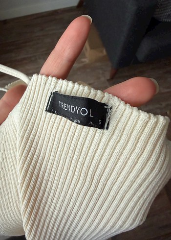 Bej İnce Askılı Kadın Crop Top - Görsel 4