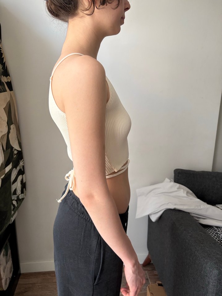 Bej İnce Askılı Kadın Crop Top - Görsel 2