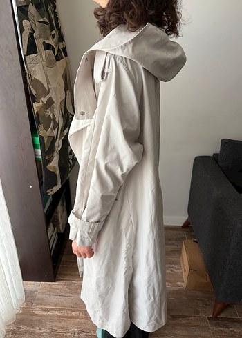 Kırık Beyaz tonlarında Keten Midi Trençkot - Görsel 3