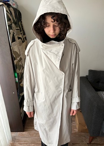 Kırık Beyaz tonlarında Keten Midi Trençkot - Görsel 4