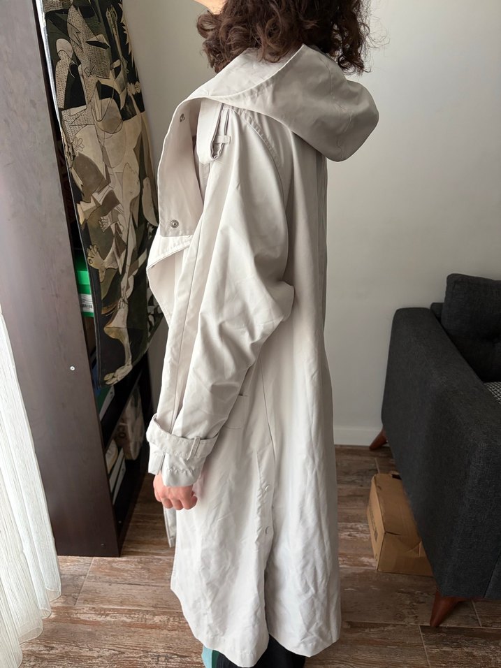 Kırık Beyaz tonlarında Keten Midi Trençkot - Görsel 3