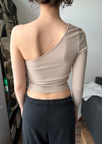 Bej Tek Omuz Uzun Kollu Bluz - Görsel 2