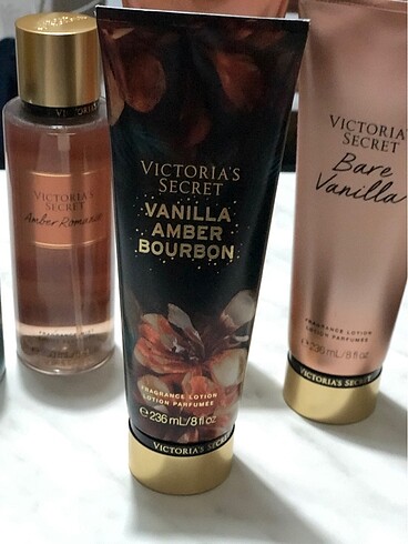 Victoria?s secret vanilla amber borubon vücut spreyi