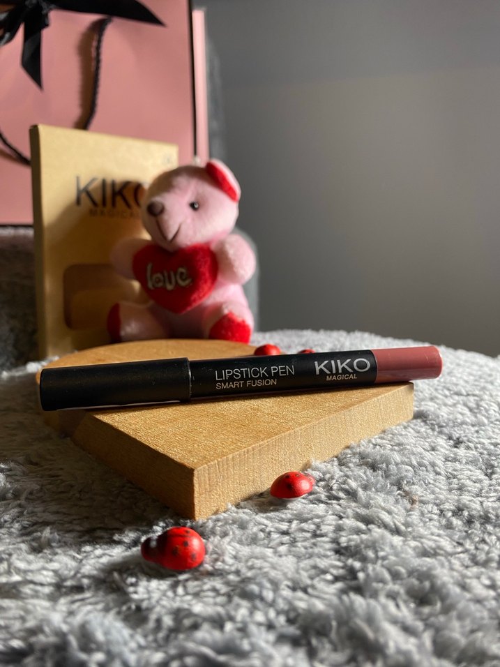 Koyu Kırmızı Ruj Kalemi-02 - Görsel 2