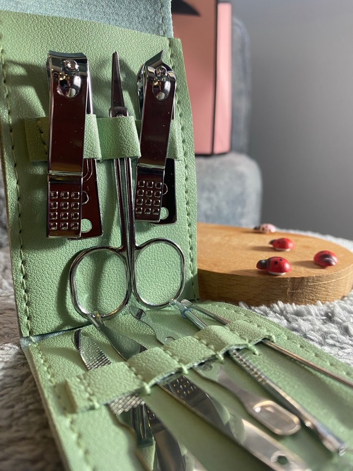 Haki Renkli Manikür ve Pedikür Seti - Görsel 3