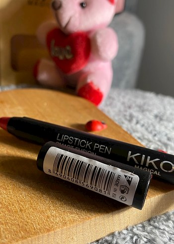 KIKO Koyu Kırmızı Ruj-04 - Görsel 3