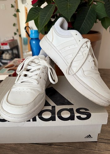 37,5 Beden Adidas Beyaz Kadın Spor Ayakkabı