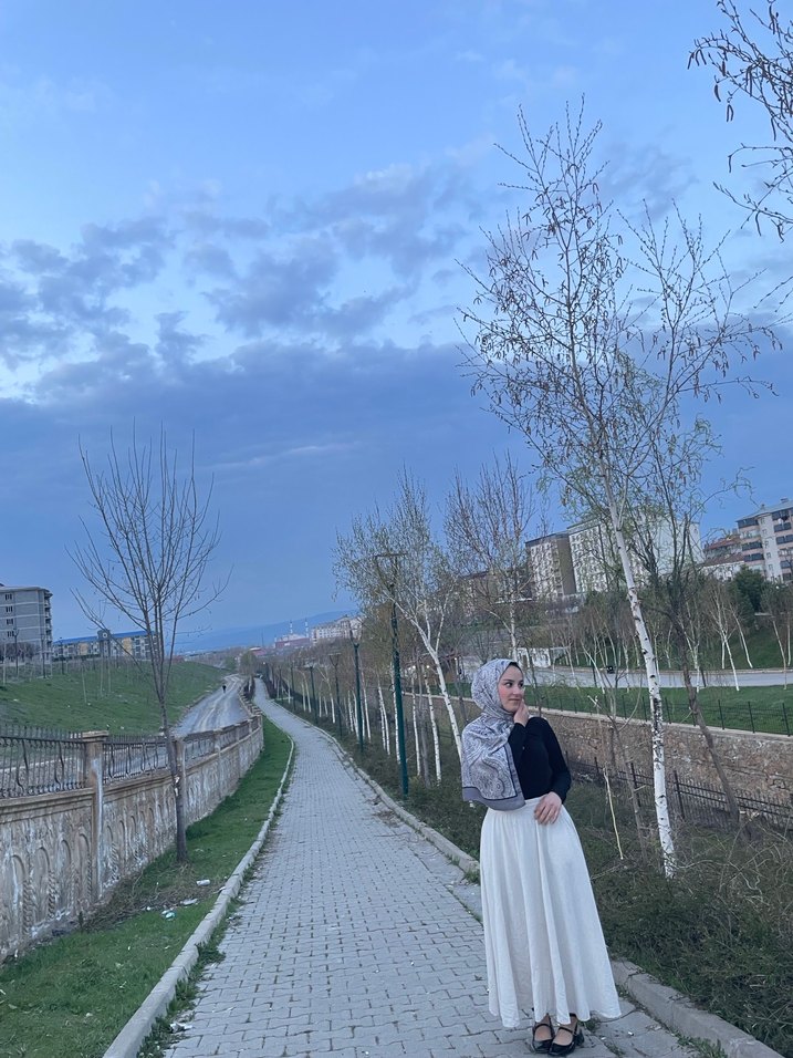 Kadın krem mevlana etek - Görsel 2