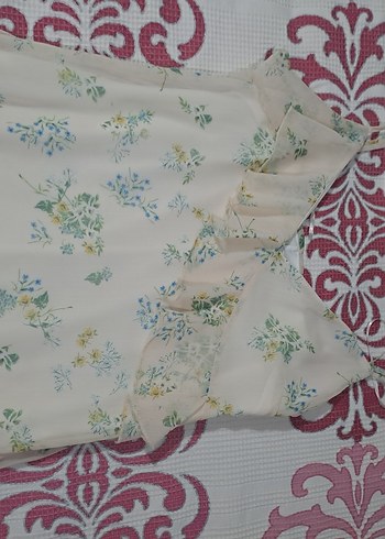 Beyaz Çiçek Desenli Uzun Askılı Elbise - Görsel 5