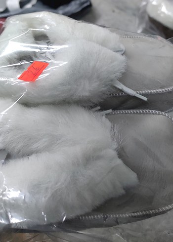 Hakiki Kuzu Deri Kürklü Çocuk Patiği İMALAT FİYATINA - Görsel 2