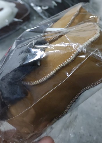 Hakiki Kuzu Deri Kürklü Çocuk Patiği İMALAT FİYATINA - Görsel 2