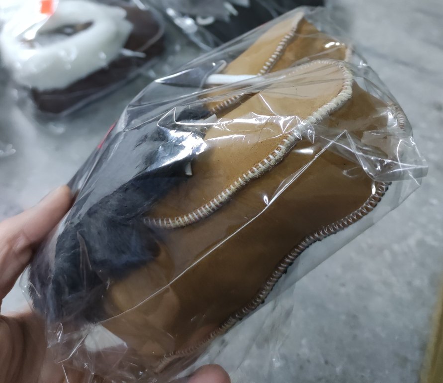 Hakiki Kuzu Deri Kürklü Çocuk Patiği İMALAT FİYATINA - Görsel 2