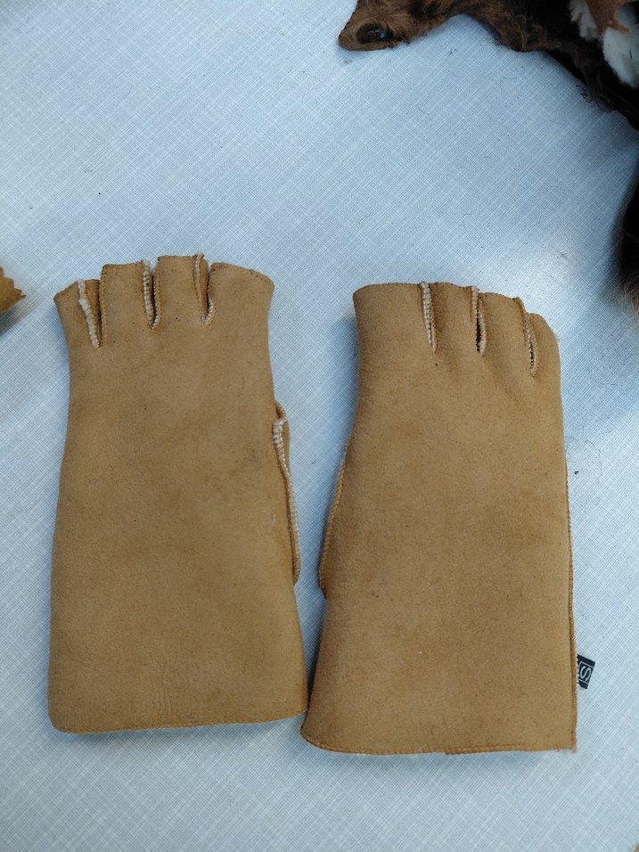 Hakiki Kuzu Deri Süet Yarım Eldiven - Görsel 2