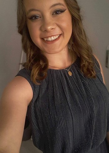 Gri Elbise - Görsel 2