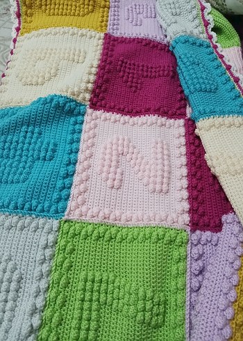 Çok Renkli Örgü Çocuk Battaniyesi - Görsel 3