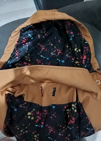 Bej Kemerli Kadın yağmurluk - Görsel 5